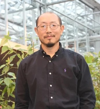 开云app网站创新论坛第一千四百零三讲：剖析科研、论文写作与发表全过程